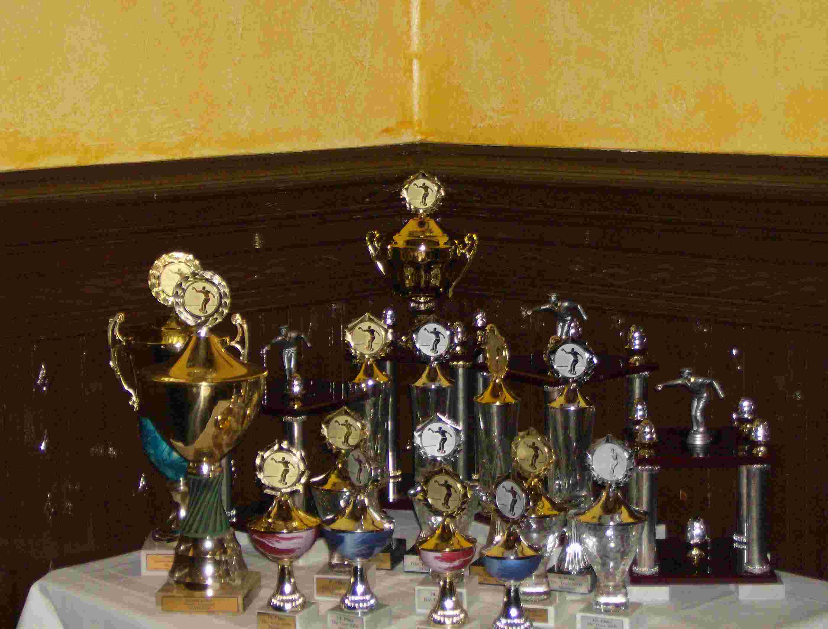 Die Pokale fr die Mastersteilnehmer 2006