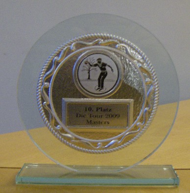 Der Pokal für Platz 10 beim Masters 2009